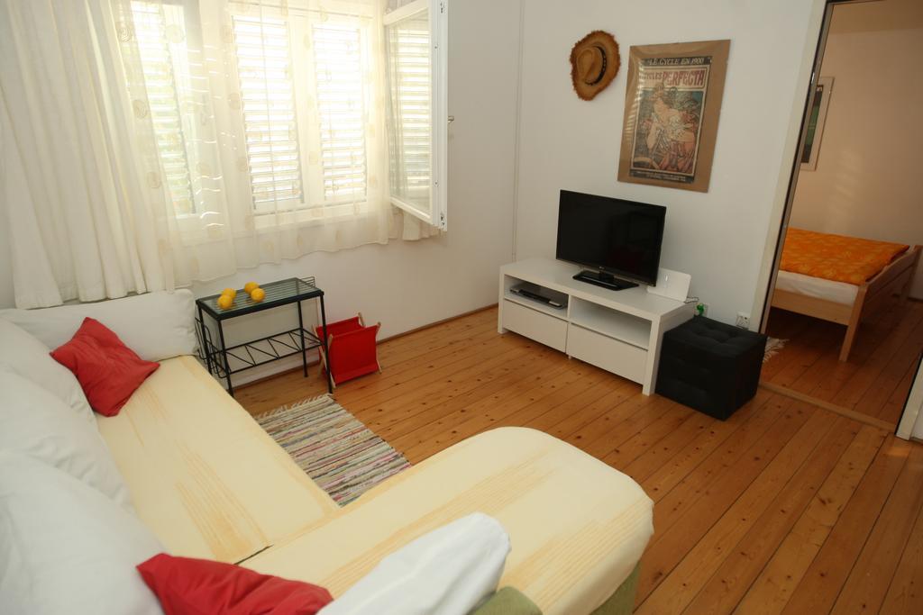Kucica Ljubcek Villa Privlaka  Room photo